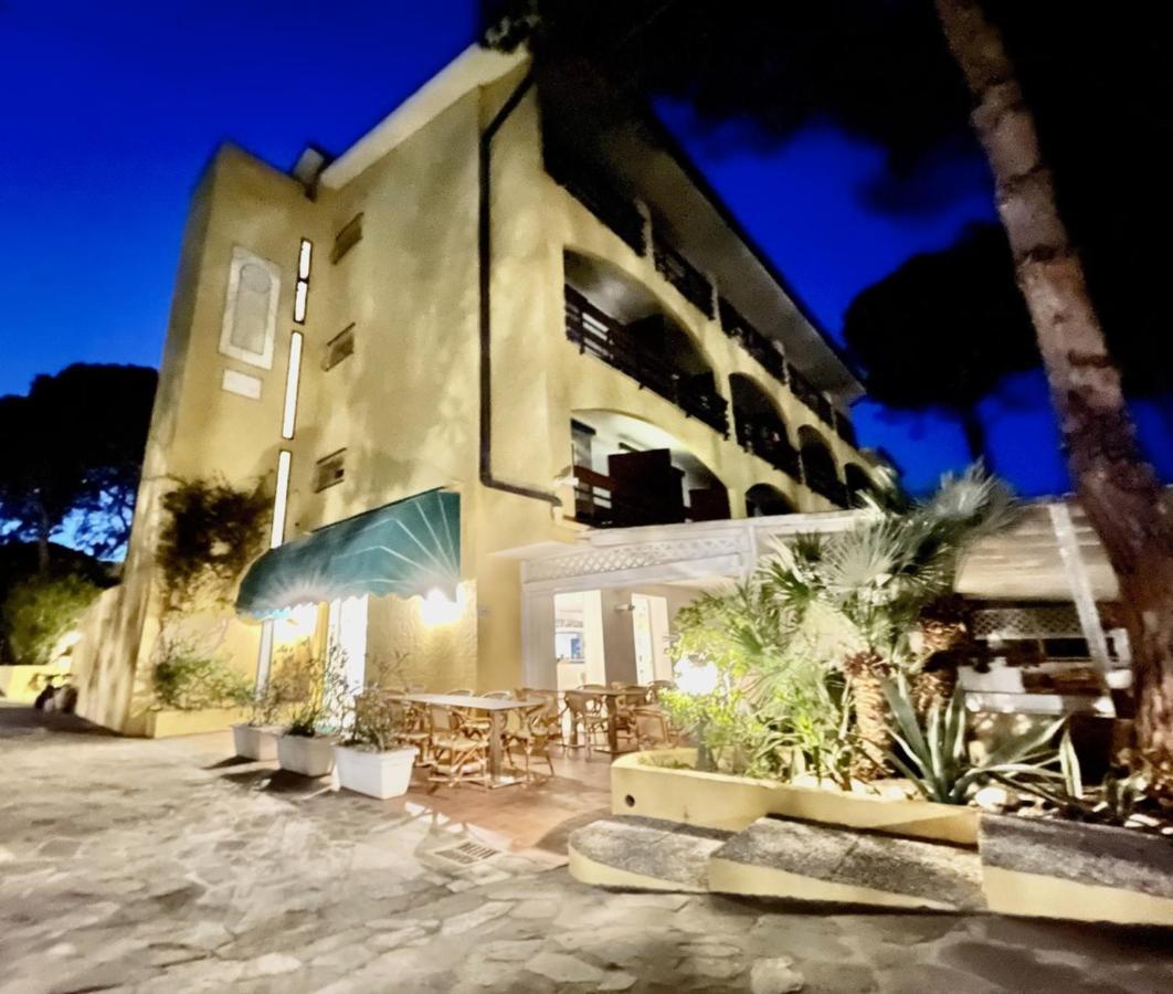 Hotel Meridiana Marina di Campo Exterior photo