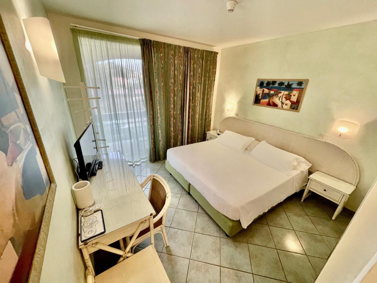 Hotel Meridiana Marina di Campo Room photo