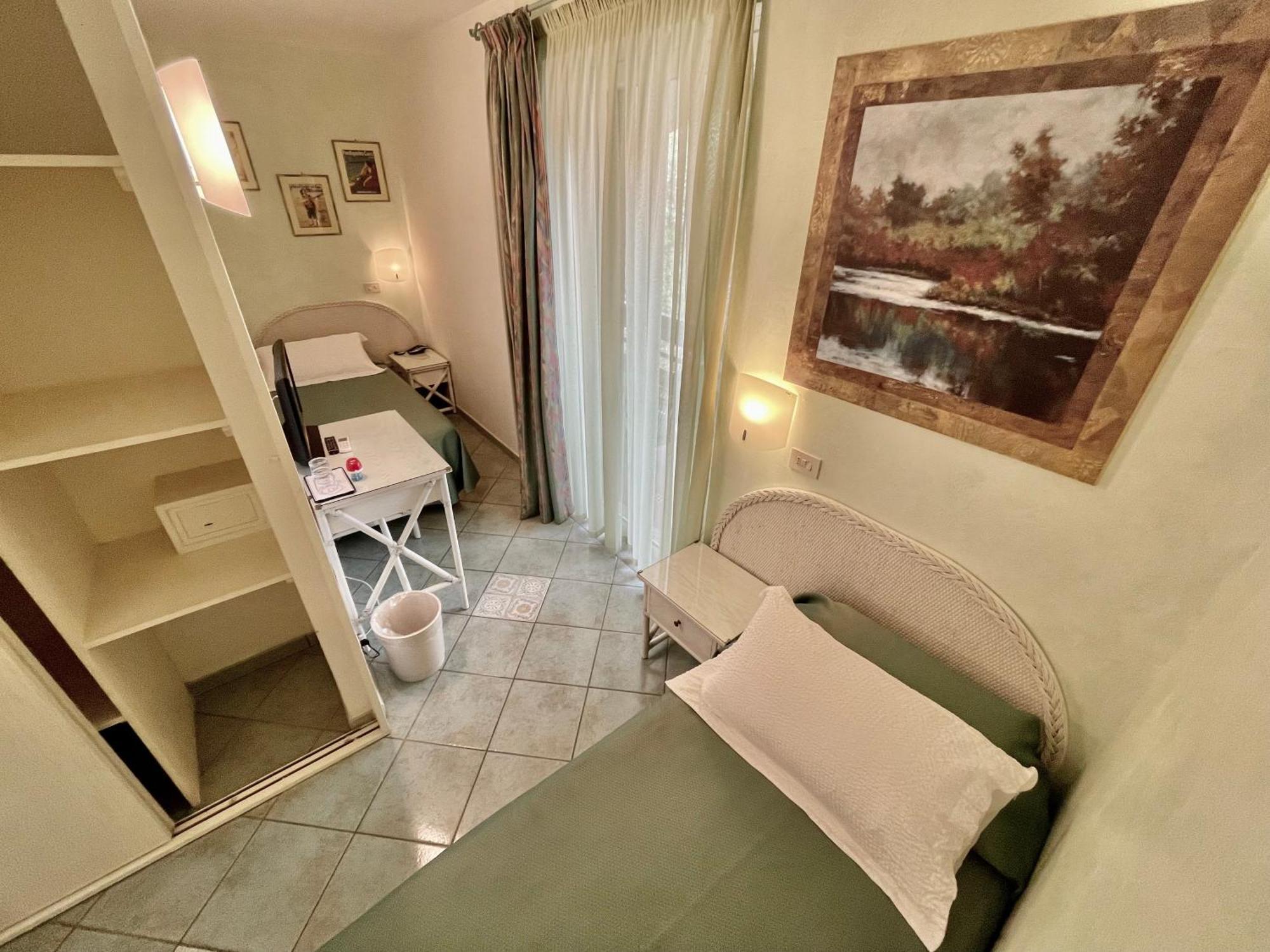 Hotel Meridiana Marina di Campo Room photo
