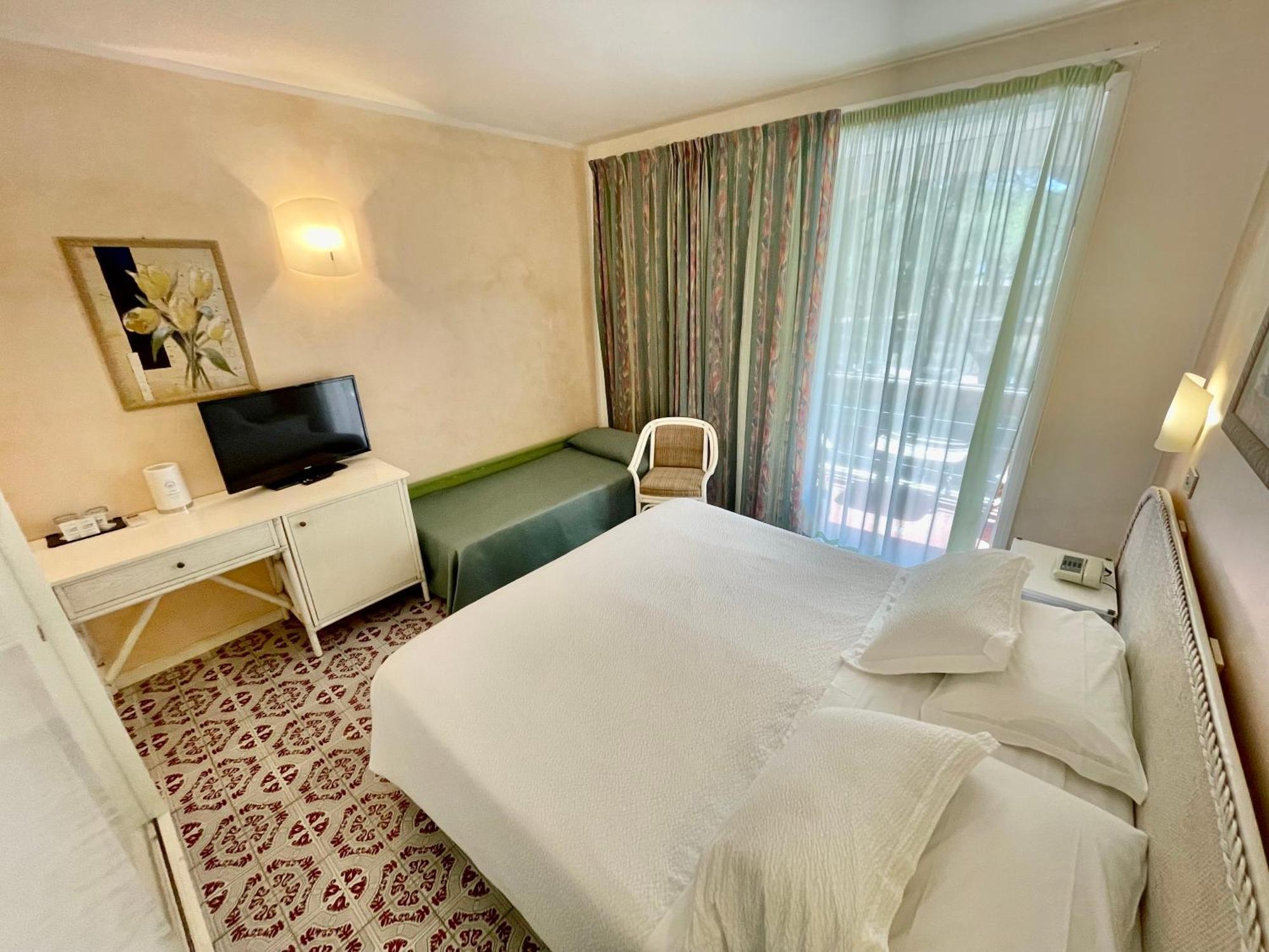 Hotel Meridiana Marina di Campo Room photo